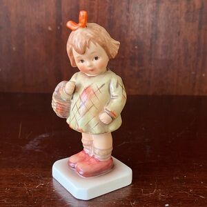 Goebel M.I. Hummel Club Figurine “I Brought You a Gift”